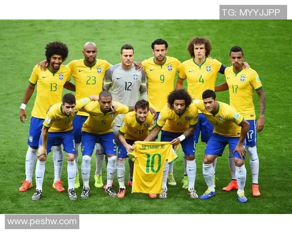 足球明星化妆后登场踢球展现独特风格与魅力的精彩瞬间